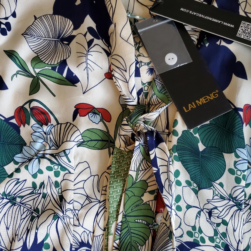 🎈SOLD 🎈NWT Tie Neck Printed Midi  Floral Dress in S - Picture 13 of 15